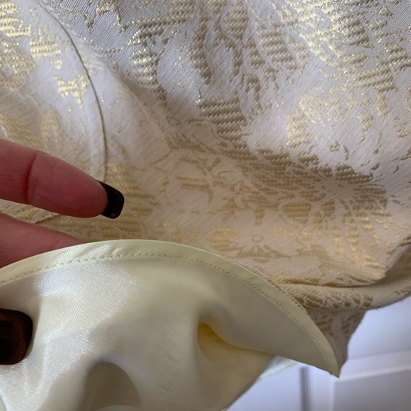 BCBG Paris Cream & Gold Dress with POCKETS - Picture 7 of 9